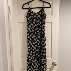 NWT Urban Outfitters Black Daisy Maxi Dress